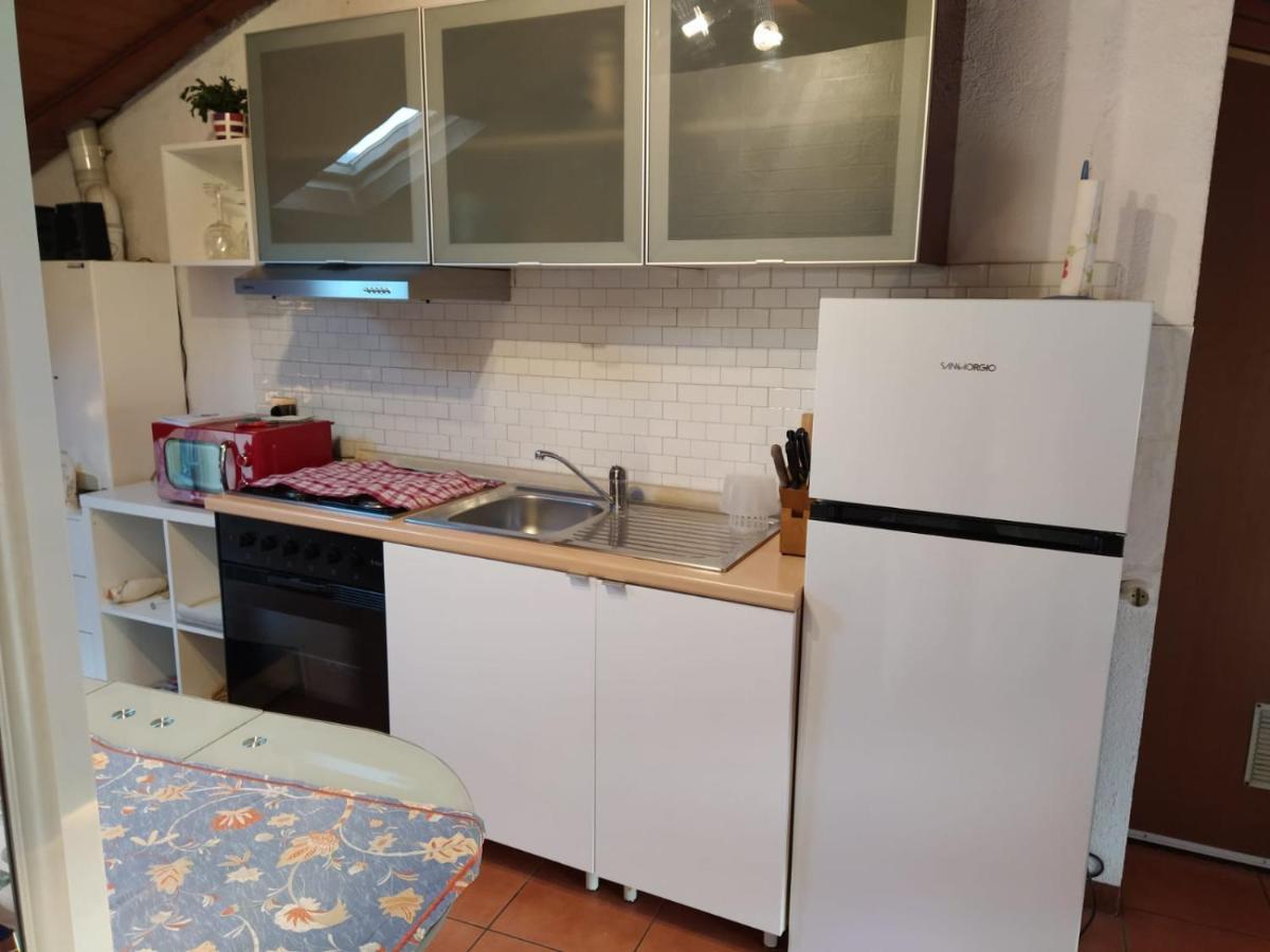 Little 58 Appartement Luino Buitenkant foto